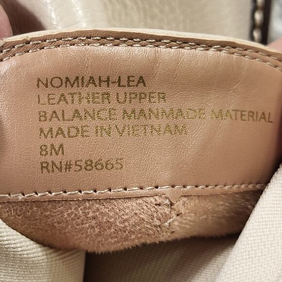 Nordstrom Miah Water Resistant Chelsea Lug Boot  Ivory Birch  Womens size 8 - Picture 6 of 6